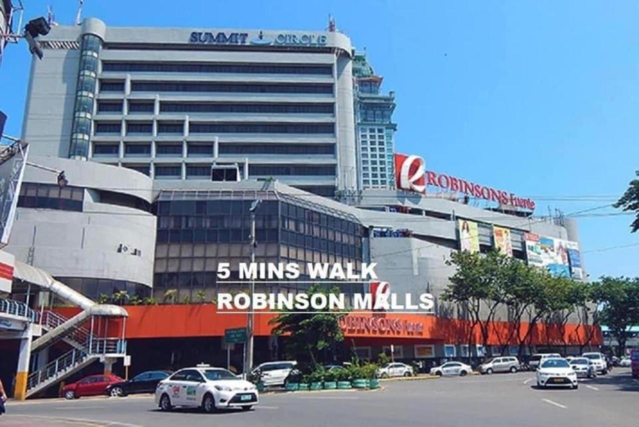 Horizon 101 A2 Shortwalk Robinson Mall Mango Square Bar Apartment Cebu Exterior photo