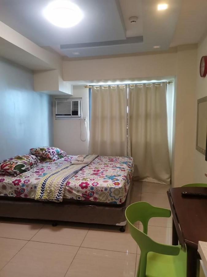 Horizon 101 A2 Shortwalk Robinson Mall Mango Square Bar Apartment Cebu Exterior photo
