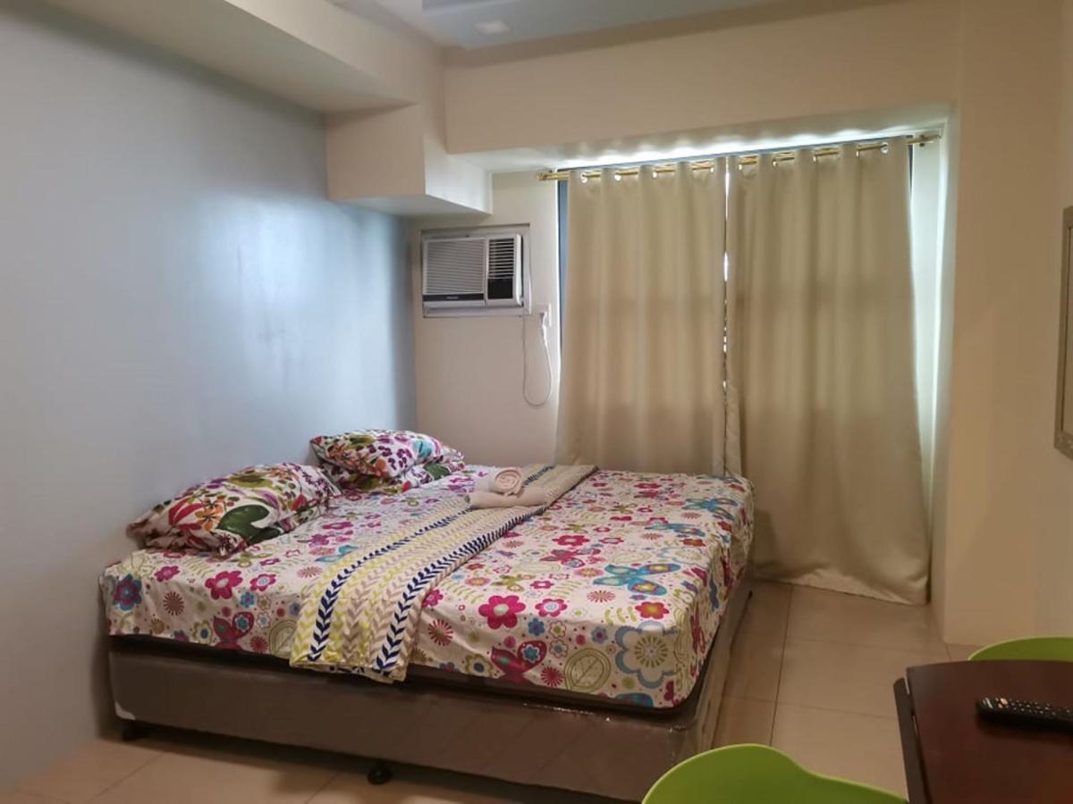 Horizon 101 A2 Shortwalk Robinson Mall Mango Square Bar Apartment Cebu Exterior photo